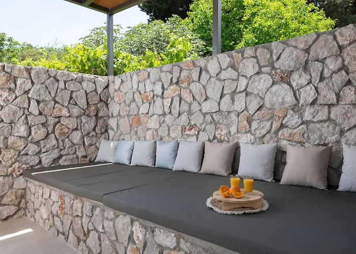 Gga Albatross Villa Afantou