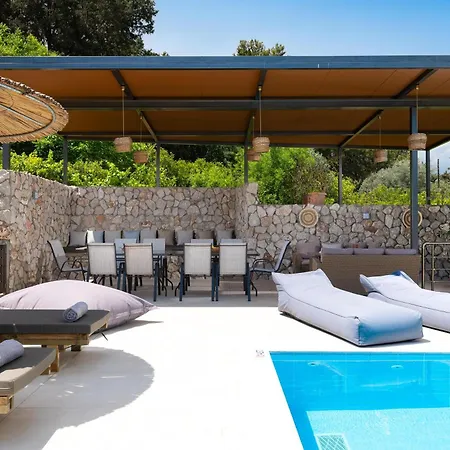 Gga Albatross Villa *
