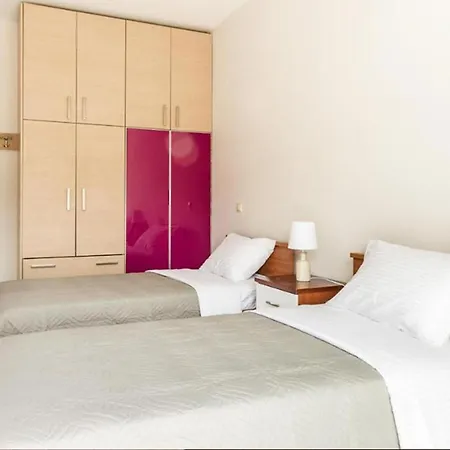 Gga Albatross Villa *